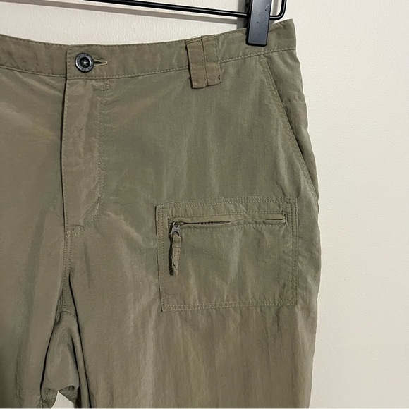 The North Face Women’s Cargo Hiking Capris Olive Green size 4 - Picture 2 of 10